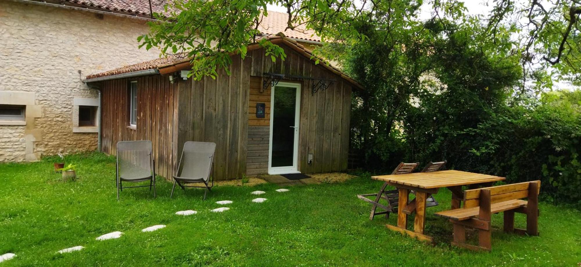 La Maison des Escargots Blanzay Exterior foto